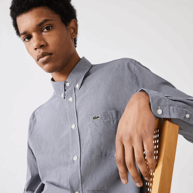 hombres Lacoste blanco azul marino 522 camisa regular fit de popelina de algodón N6XZ21485