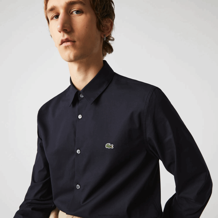 hombres Lacoste fondo azul marino camisa slim fit de popelín de algodón elástico N6XZ21487