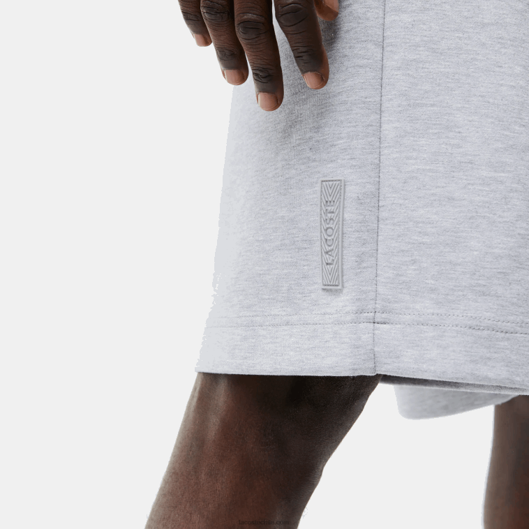 hombres Lacoste lomo gris cca shorts con estampado reflectante N6XZ21355