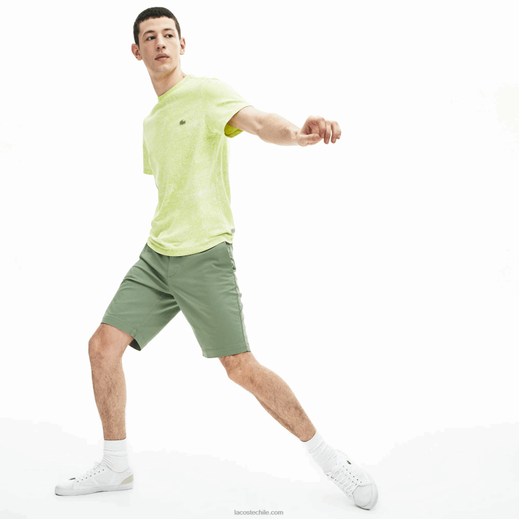 hombres Lacoste verde s86 shorts slim fit de gabardina elástica N6XZ2553
