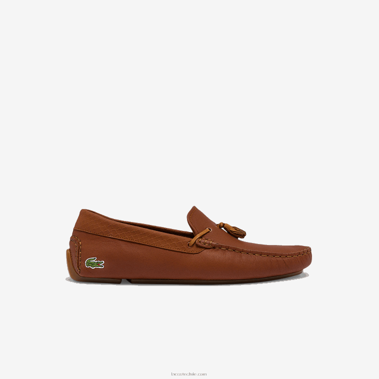 hombres Lacoste chicle marrón 524 mocasín piloto de piel con borlas grabadas N6XZ21843
